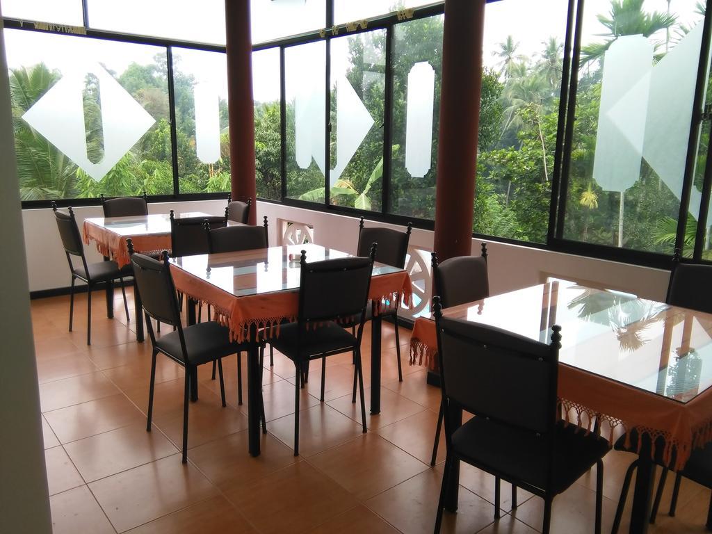 Green View Holiday Resort 캔디 외부 사진