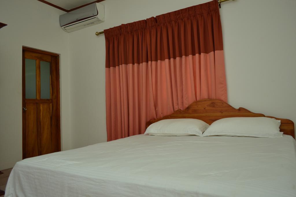 Green View Holiday Resort 캔디 외부 사진