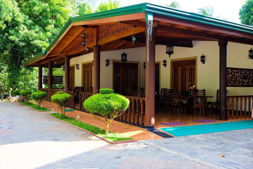 Green View Holiday Resort 캔디 외부 사진