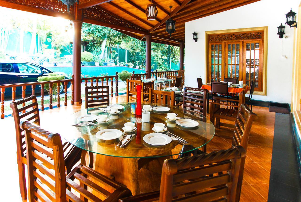 Green View Holiday Resort 캔디 외부 사진