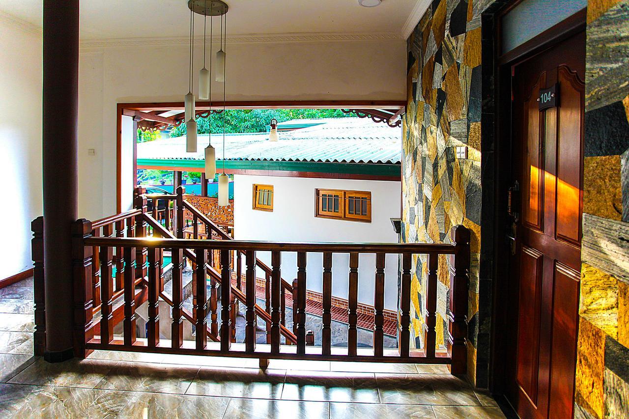 Green View Holiday Resort 캔디 외부 사진